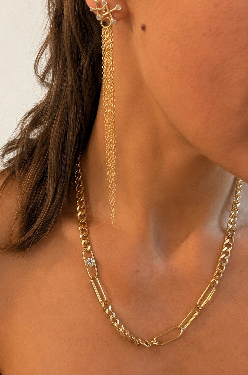Oval & Cuban Links Necklace With Stone