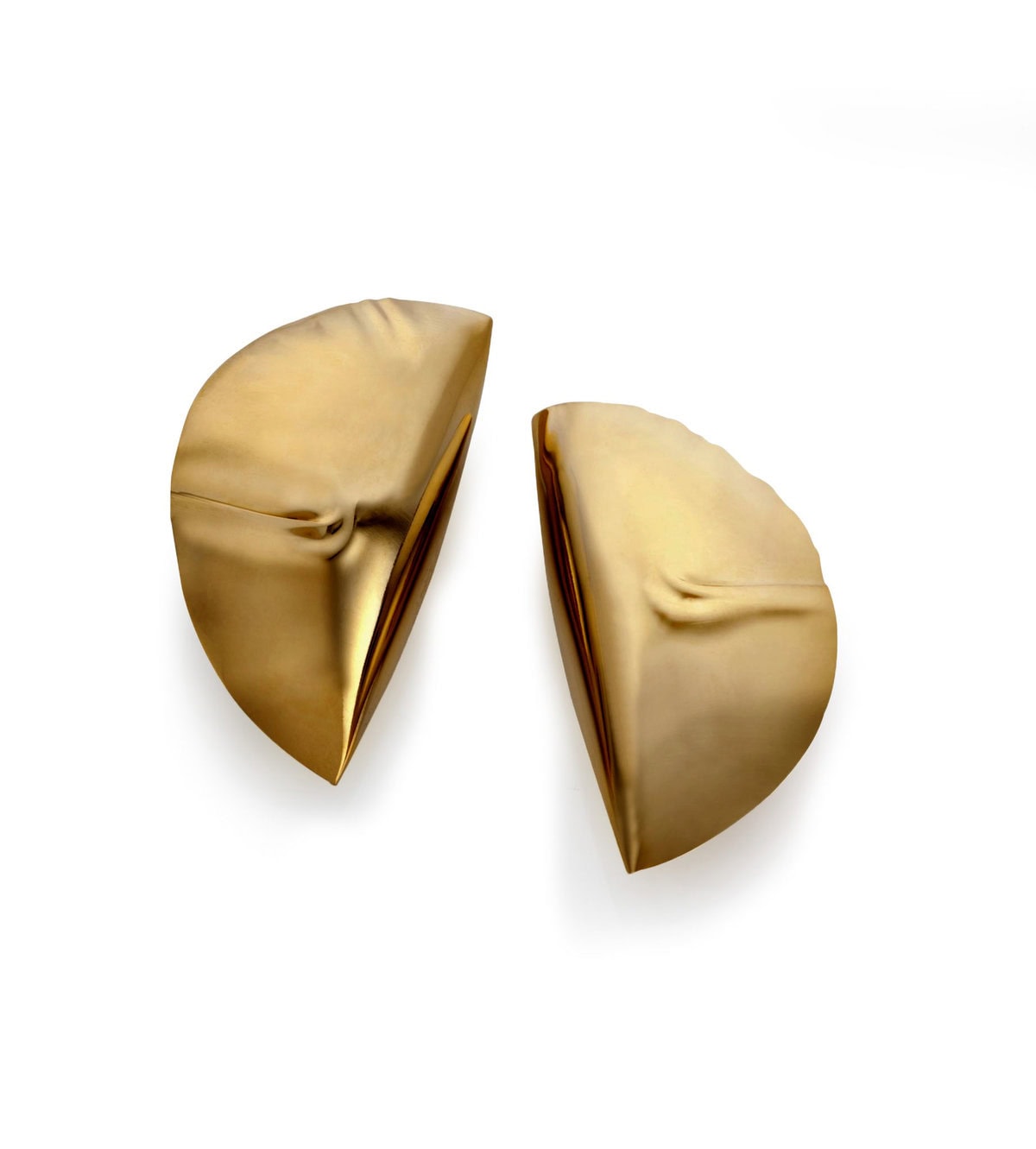 Handmade gold plated clam earrings with brass base