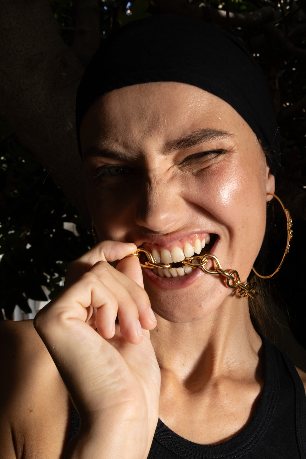 Drop Links Choker Necklace