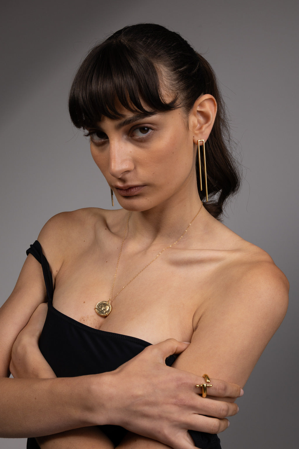 Unisex Coin Pendant Necklace