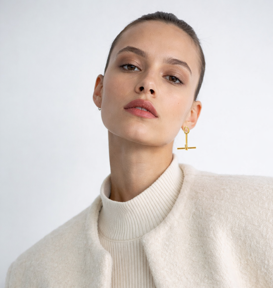 Linked Theory T-bar Earrings