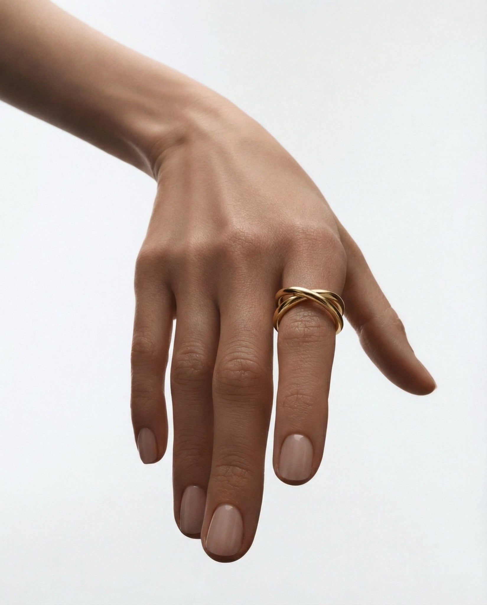 Crossover Ring
